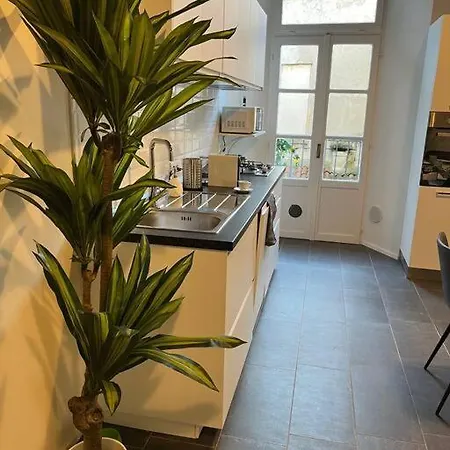 La Dama Finestra In Centro Apartamento Como